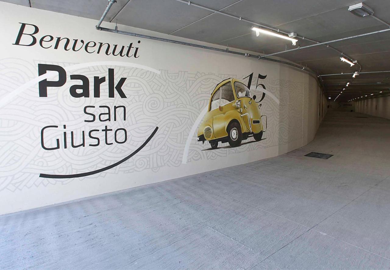 Monte 21 - San Giusto Appartement Triëst Buitenkant foto